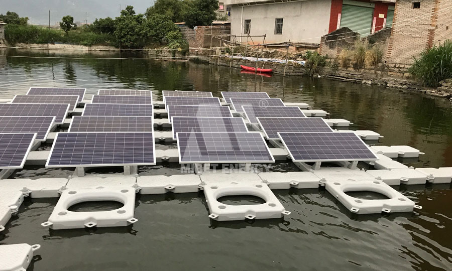 Сонячна плаваюча система в Китаї